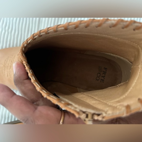 Frye and Co. Palma Stacked Heel Boots Booties Caramel Tan Western Women’s 11 - Picture 7 of 11